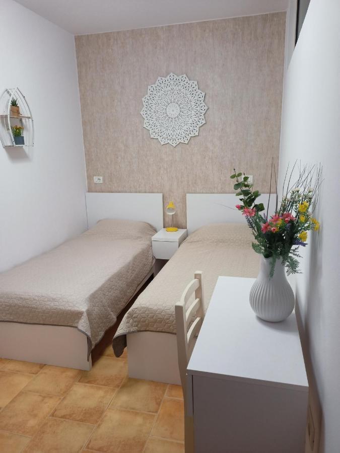 Apartman Dagmar Δυρράχιο Εξωτερικό φωτογραφία